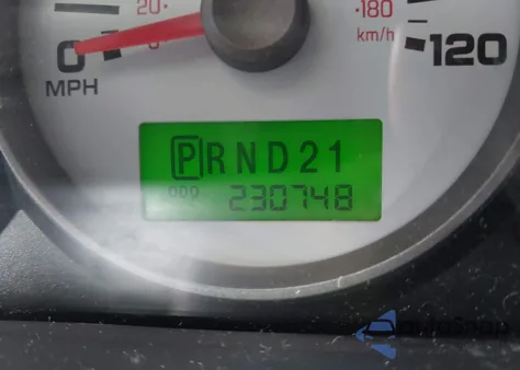 2005 Ford Escape Xls z USA, uszkodzony, nr VIN 1FMYU92Z35KB62008